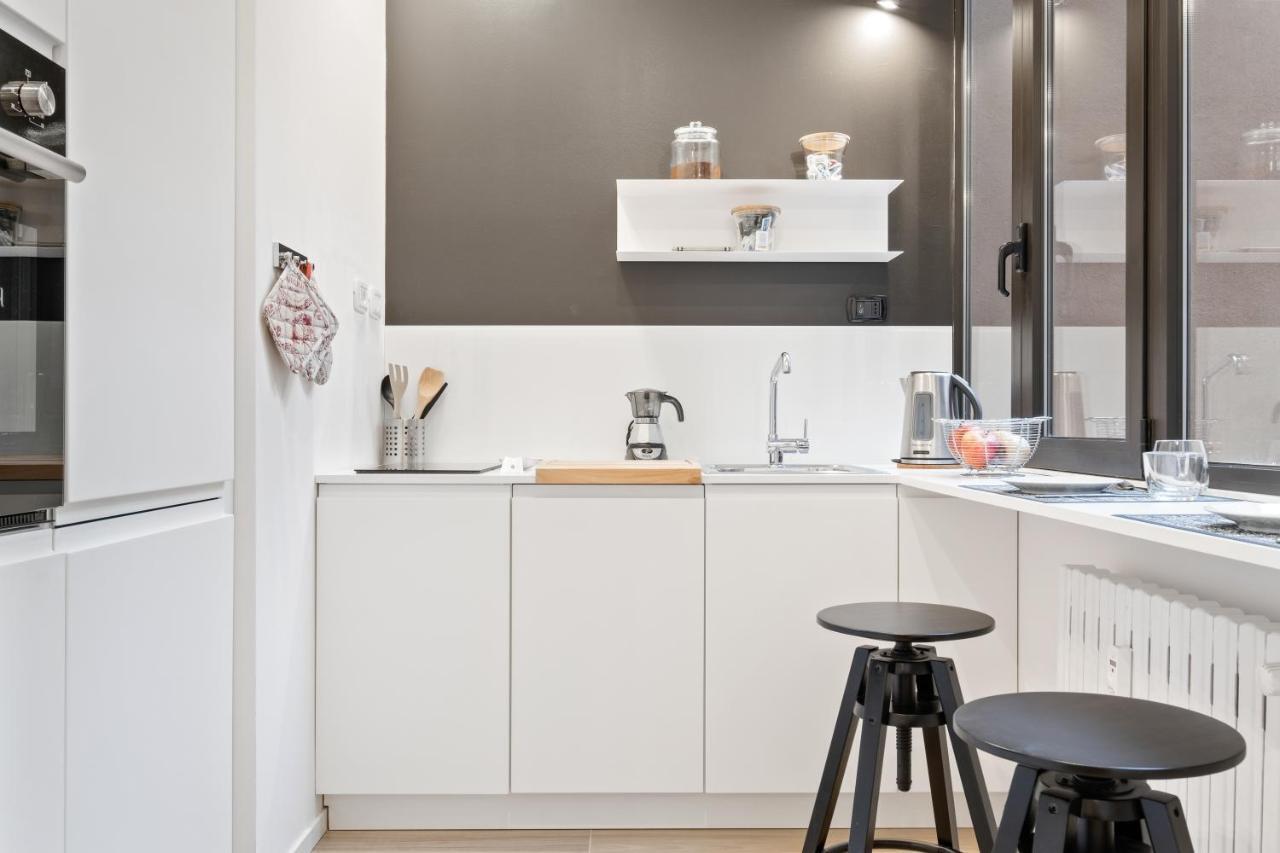 בולוניה Piazza Maggiore White Apartment מראה חיצוני תמונה