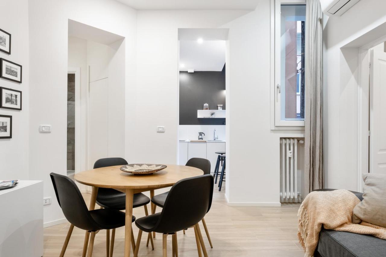 בולוניה Piazza Maggiore White Apartment מראה חיצוני תמונה