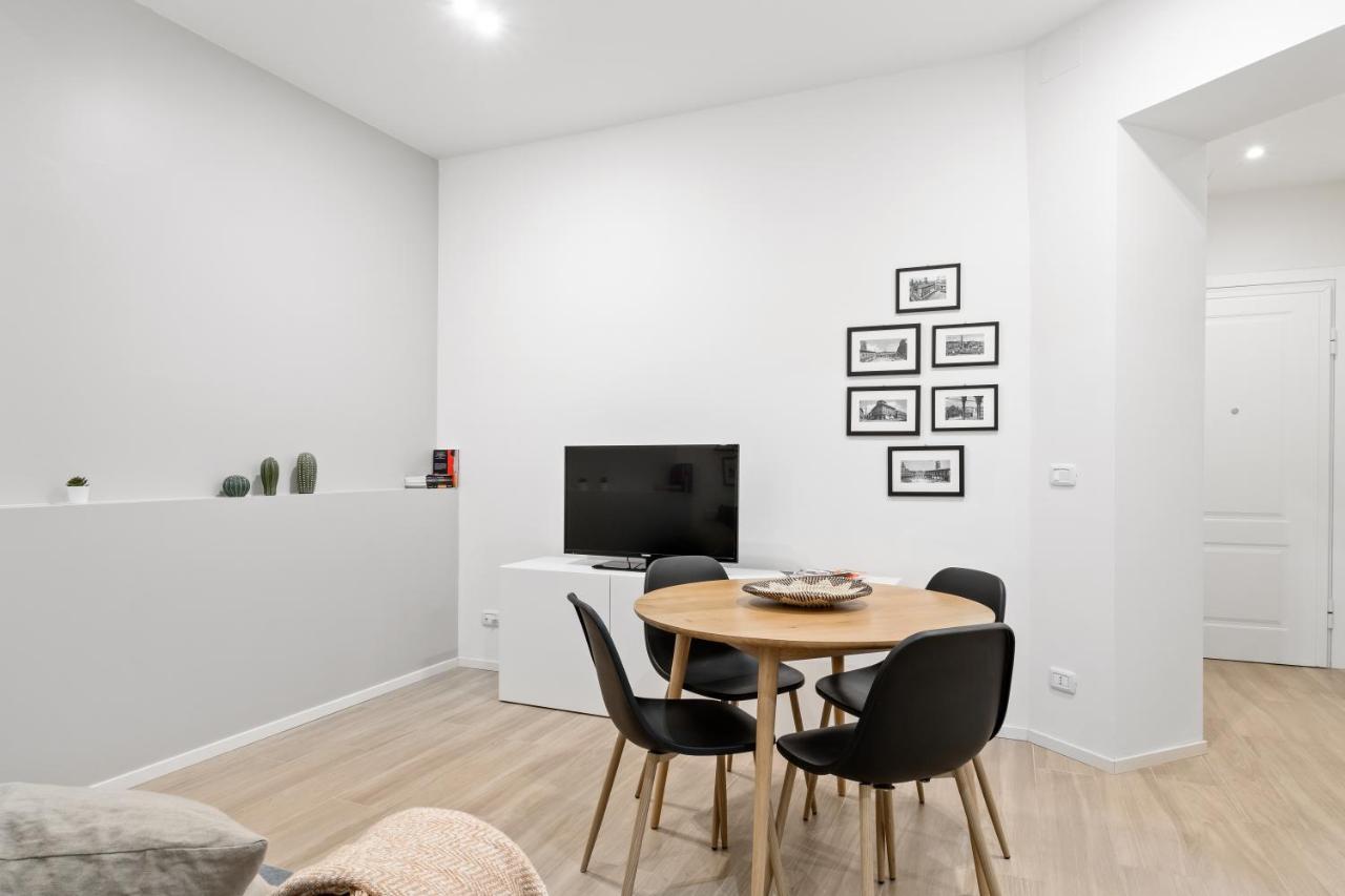 בולוניה Piazza Maggiore White Apartment מראה חיצוני תמונה